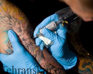 tattoo-ink-gun-skin_iStock_000005950224Medium_ML-600