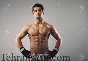 مرد قوی و عضلانی