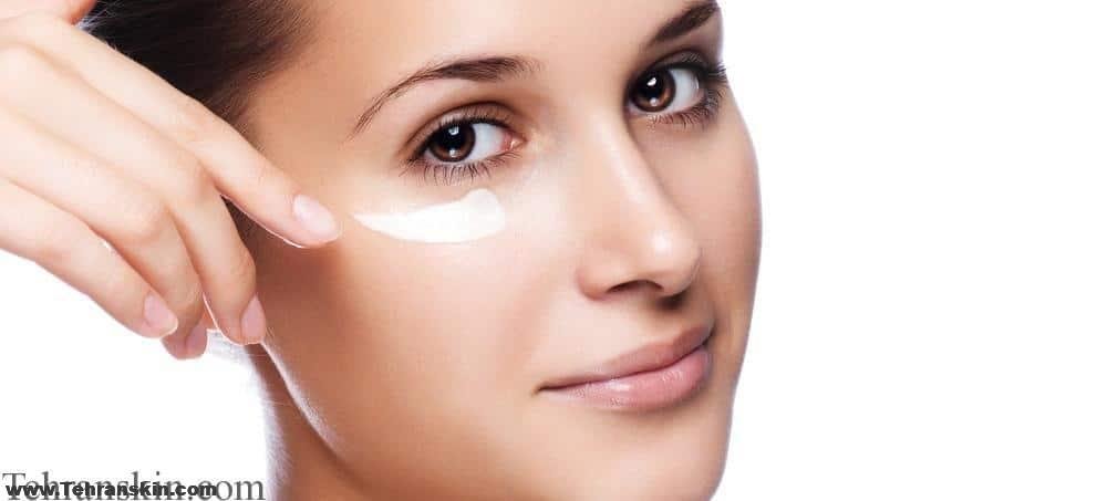از کرم دور چشم بدون عطر استفاده کنید