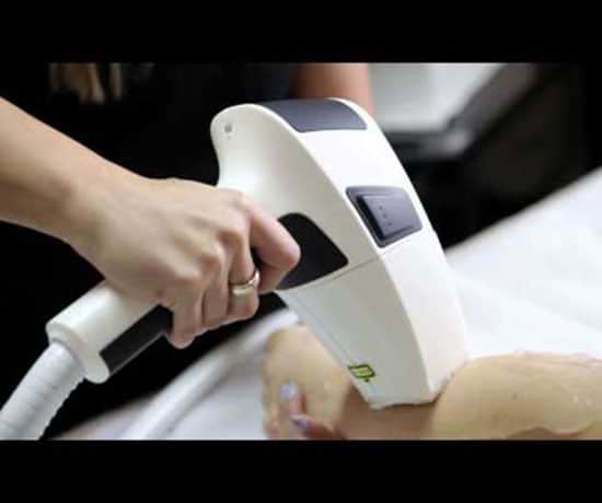 " اسکلپیون " یا " مدیواستار " چرا بهترین دستگاه لیزر موهای زائد است؟ hair removal blog - " اسکلپیون " یا " مدیواستار " چرا بهترین دستگاه لیزر موهای زائد است؟