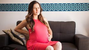 چطوری در دوران حاملگی از ابتلا به هموروئید پیشگیری کنیم؟ | علل هموروئید در بارداری