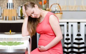 چطوری در دوران حاملگی از ابتلا به هموروئید پیشگیری کنیم؟ | علل هموروئید در بارداری