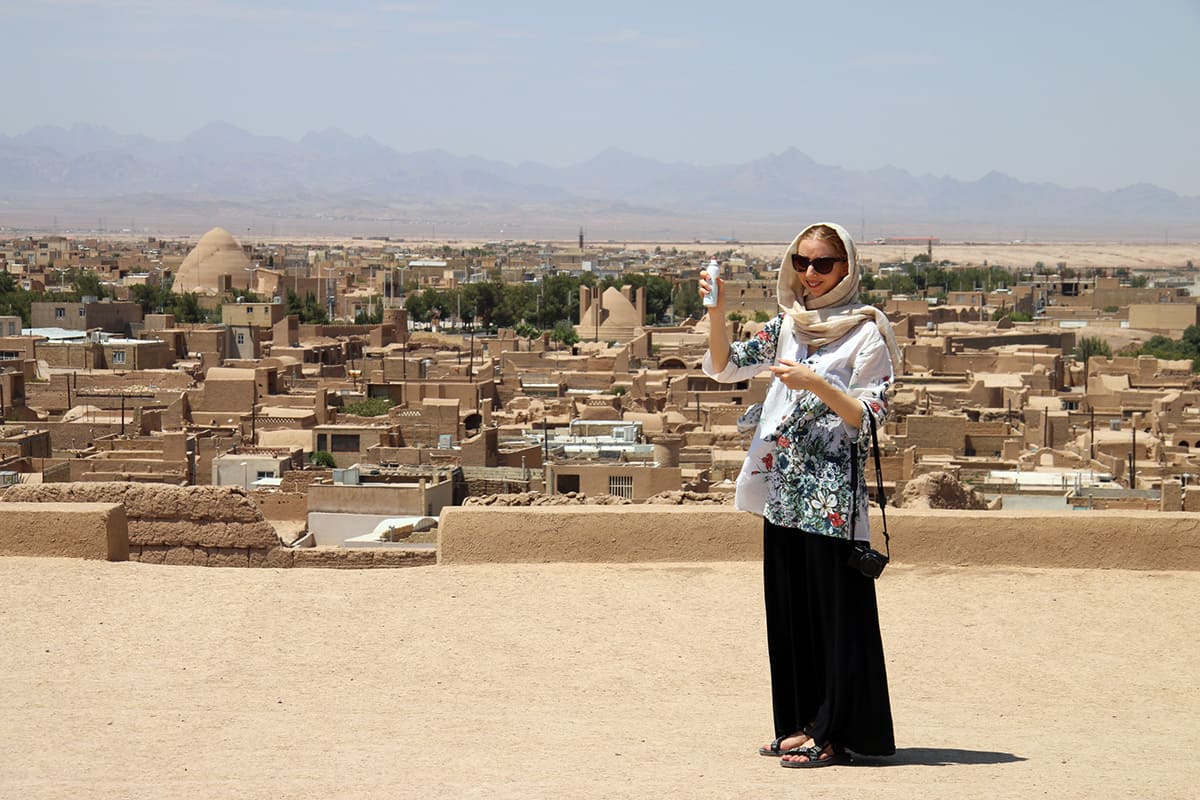 travel to Iran as a female