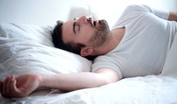رینوپلاستی برای آپنه خواب | خروپف کردن را با رینوپلاستی درمان کنید!