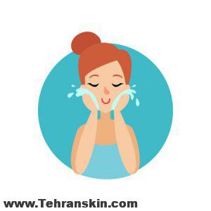 3 300x300 - مهمترین نکات برای پاکسازی پوست صورت در دوران قرنطینه